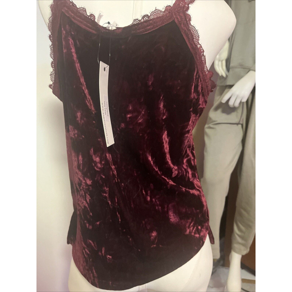 Large NWT Women’s Red Velvet Lacy Camisole Tank Top By Paparazzi - Picture 5 of 9